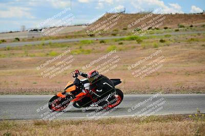media/May-10-2024-2WTD (Fri) [[c88d7990af]]/Group B/Session 6-Turn 11/
